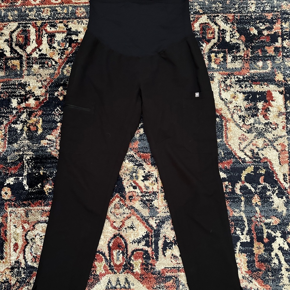 Figs Yola Maternity Scrub Pants